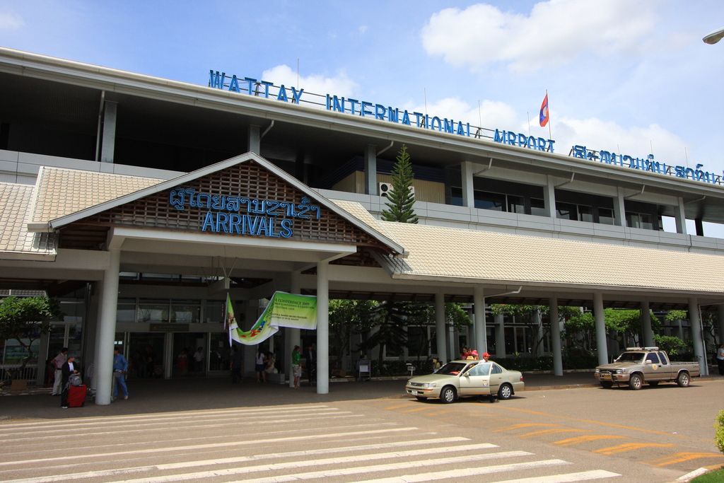 VientianeAirportTerminal.jpg