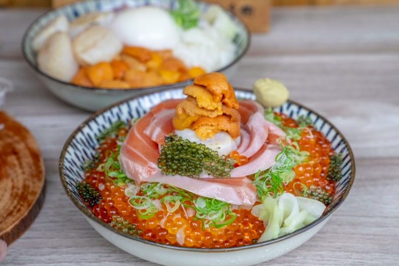 飯島愛丼飯.png