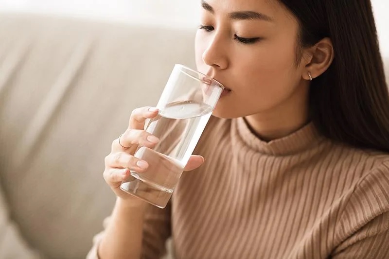 3 十幾歲少女最香？女人35歲體香會突然消失？中醫教3大方法不做臭女人.jpg.jpg