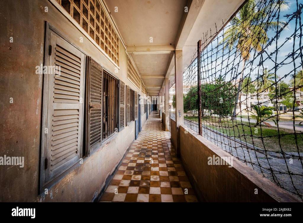 Tuol Sleng Genocide Museum  ... 003.jpg