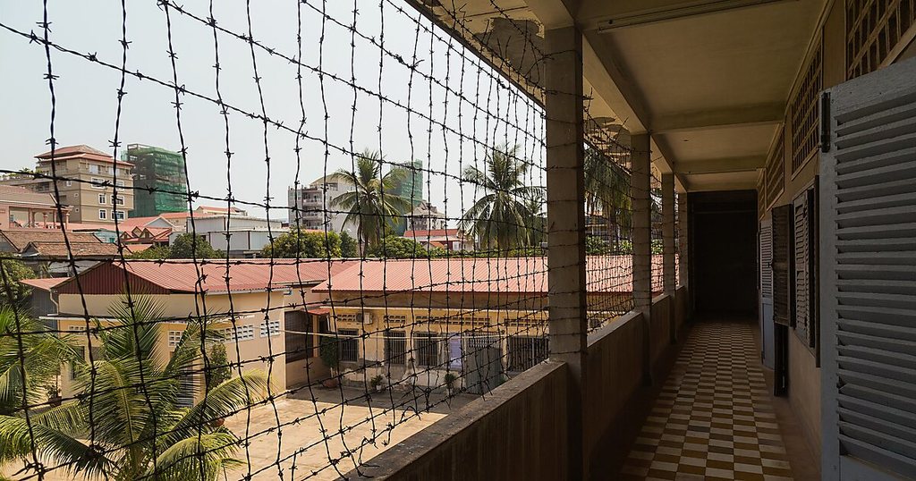 Tuol Sleng Genocide Museum  ... 004.jpg