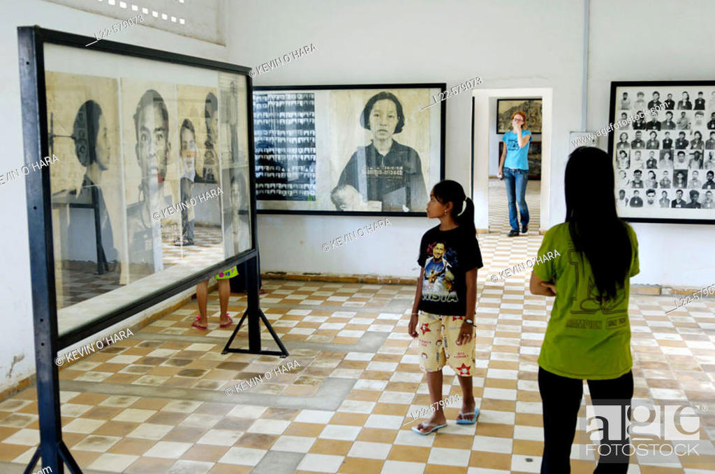 Tuol Sleng Genocide Museum  ... 005.jpg