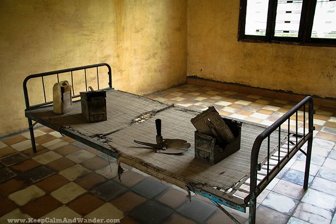 Tuol Sleng Genocide Museum  ... 008.jpg