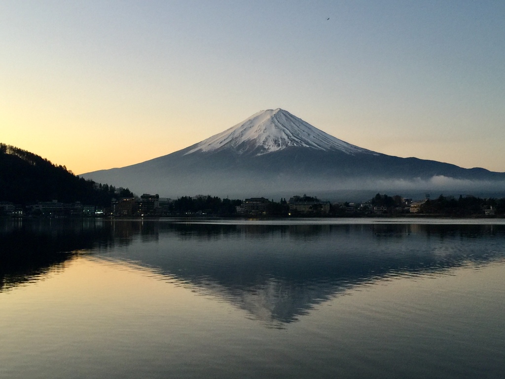 左邊小山