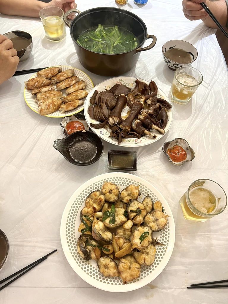 1獅頭鵝掌鵝腎，春菜煲，香茅雞翼.jpg