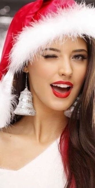 eb63bb11b6e3ecd4c44b3d1eabd5c012--merry-christmas-darling-christmas-girls.jpg