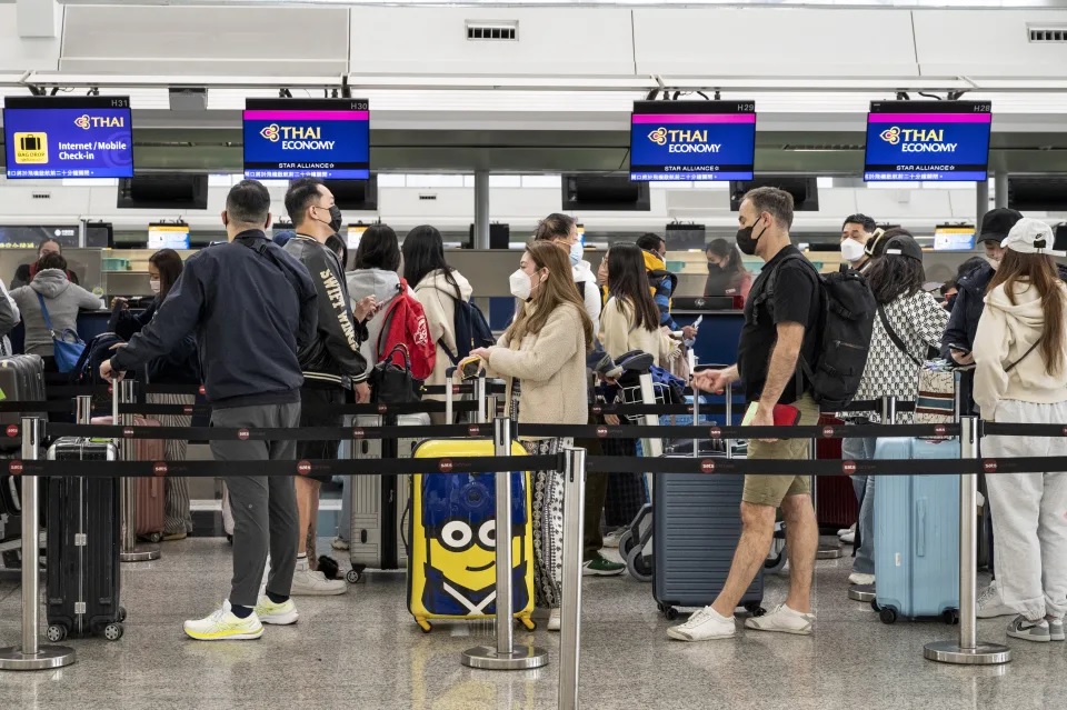 2  香港開關，大家投入「大外遊時代」，新年期間不少人都湧到日、韓及東南亞旅行。.jpg.jpg