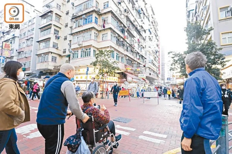 3 基層市民等上樓，路遙遙。.jpg