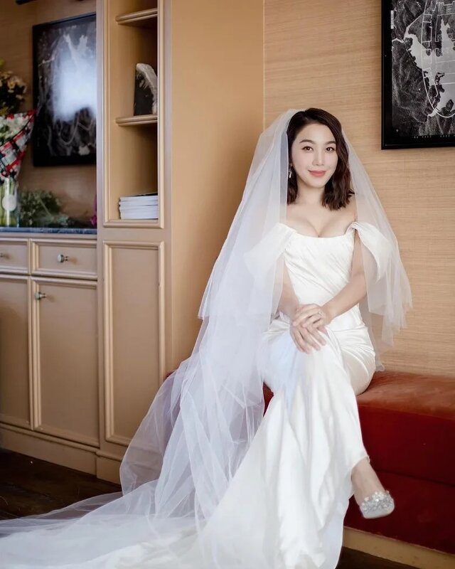 2 姜麗文上個月已經完全埋婚禮，正正式式做人妻！.jpg