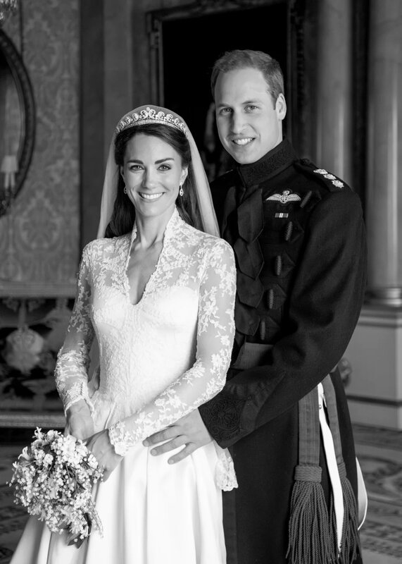 十三年前，威廉王子與比他大一歲的凱特結婚。.jpg