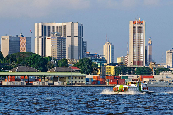 科特迪瓦 港口 ,  Cote d'Ivoire port.png