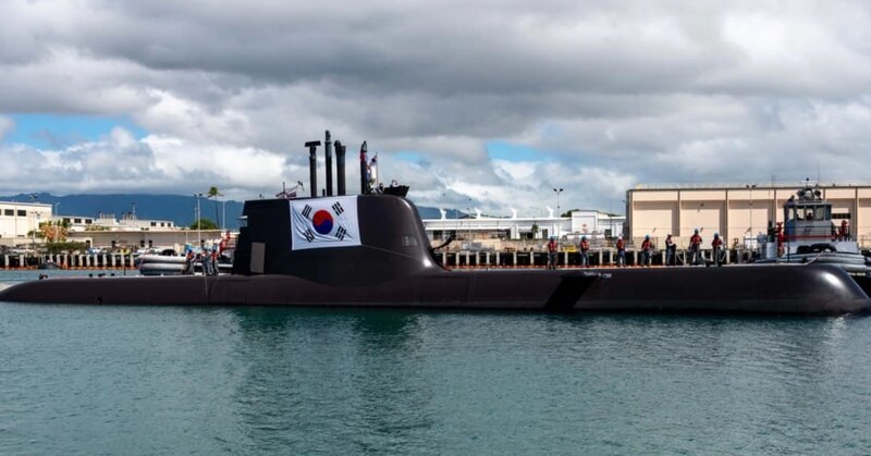 Republic of Korea Navy  submarine ,  ROKS Lee Beom-seok.jpg