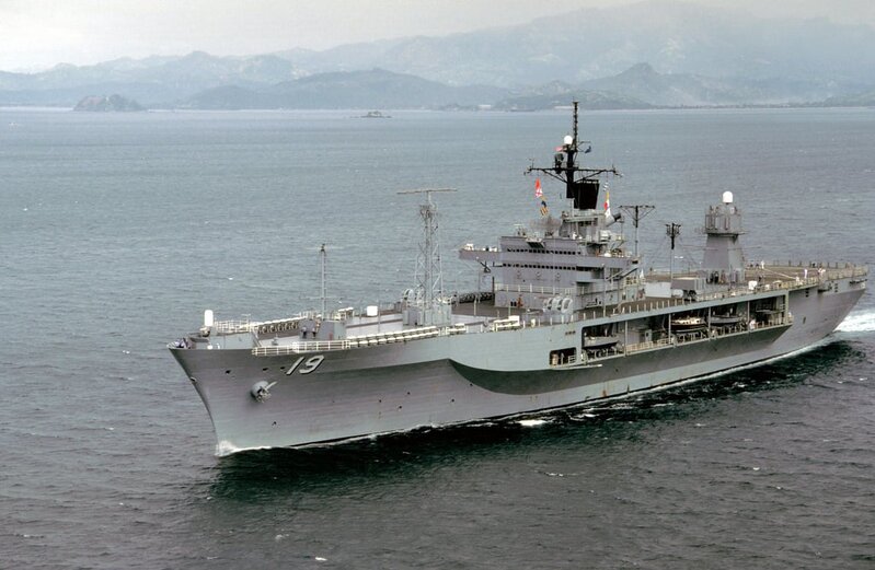 a-port-bow-view-of-the-amphibious-command-ship-uss-blue-ridge-lcc-19-underway-90.jpg