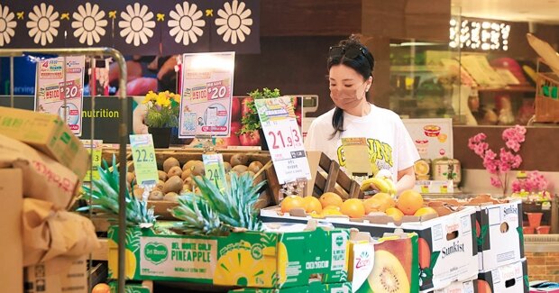 9月零售挫6.9%略收窄 聖誕恐轉差 連跌7個月 北上外遊等不利因素未變.jpg