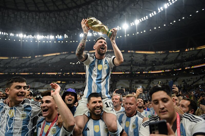 221221005245-01-messi-world-cup-celebration-121822-restricted.jpg