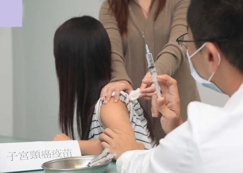當局上學年為逾5.1萬女學童接種HPV疫苗 涉及金額逾5千萬.jpg