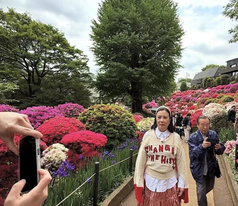 阿姐日本拍旅遊節目被指黑面。.jpg