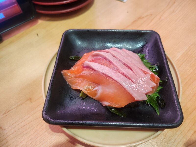 三文魚刺身.jpg