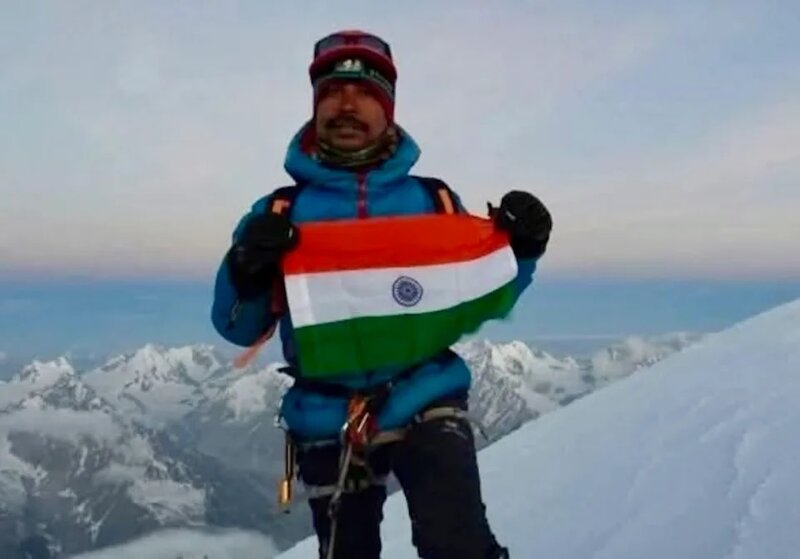 3 印度的 45 歲男登山者 Subrata Ghosh.jpg