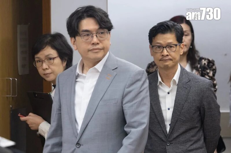 水務署署長黃恩諾與房屋署副署長楊耀輝見記者.jpg