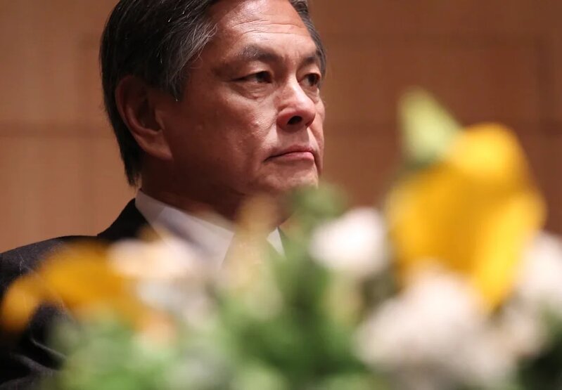 1  何柱國2012 年2月27日出席一個智經研究中心的論壇。.jpg