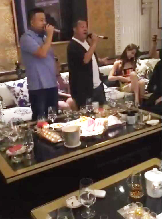 曾志偉黑警1.jpg