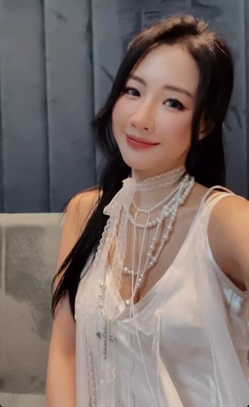 hana .jpg