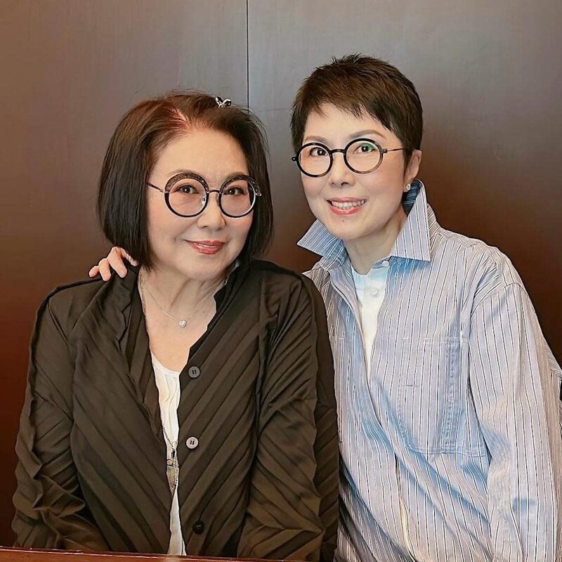 5  關菊英在《溏心風暴》中與李司棋鬥過你死我活，現實是好朋友。.jpg