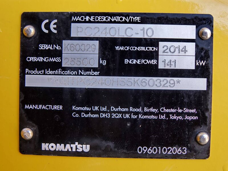 18_Komatsu_PC210LC-10_BM3240DSC09906.jpg