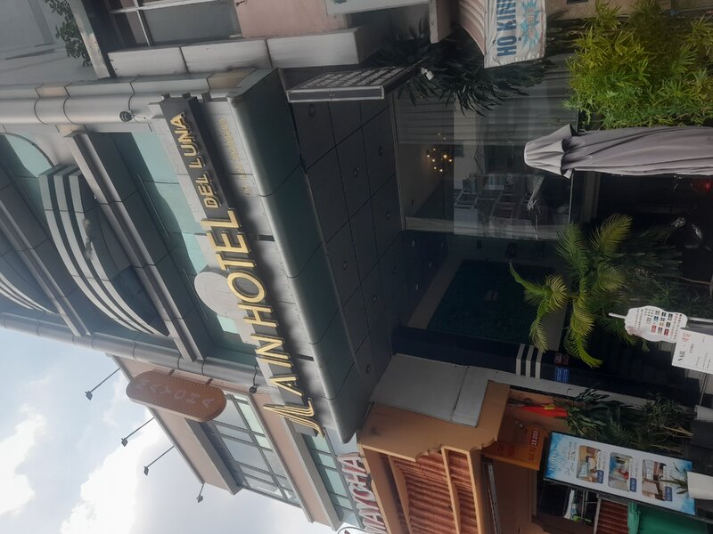 Pict3.jpg