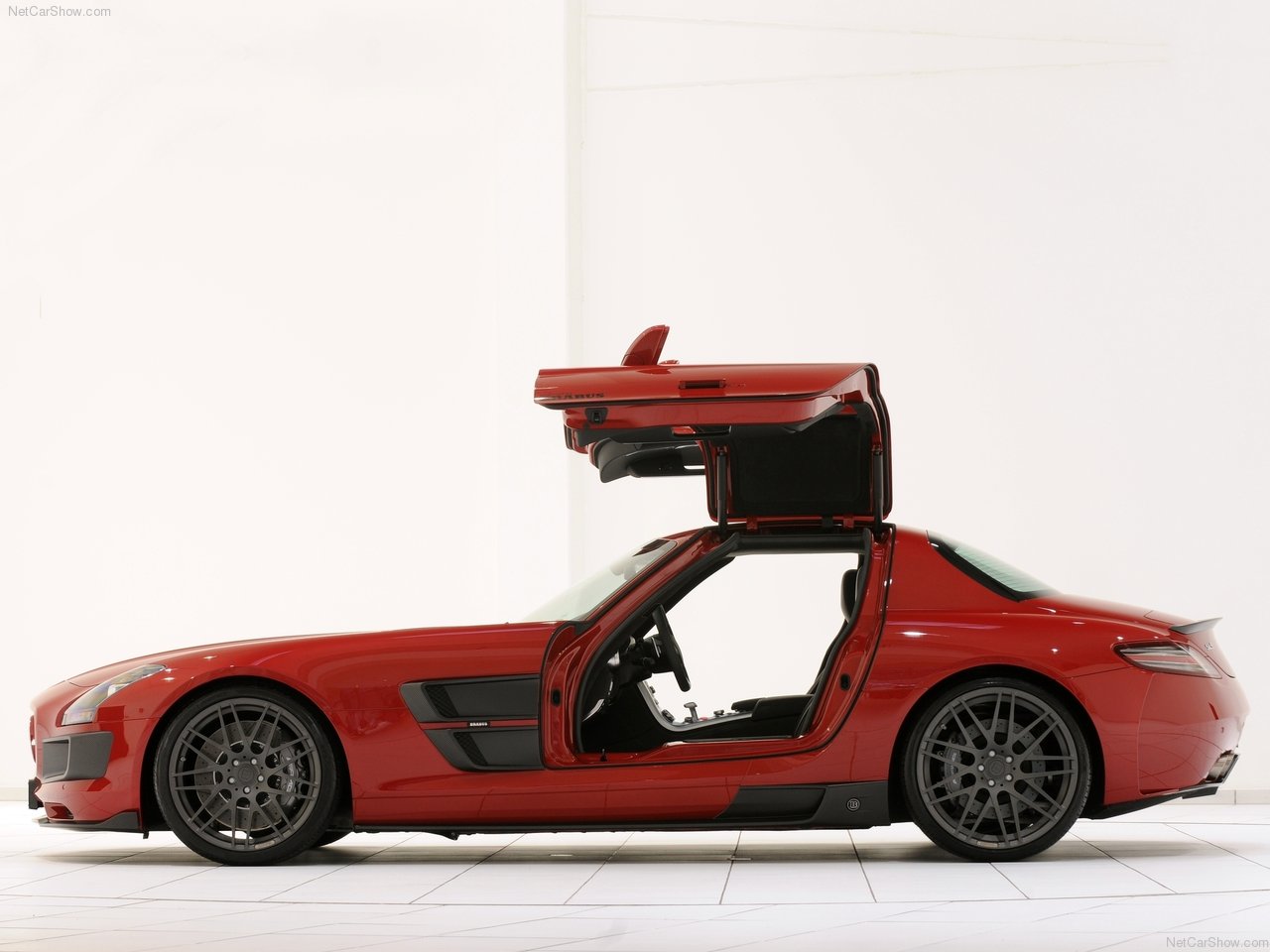 Brabus-Mercedes-Benz_SLS_AMG_Widestar_2011_005.jpg