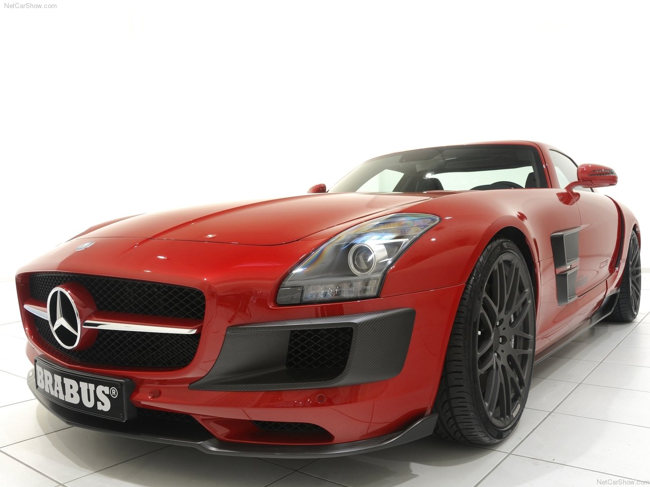 Brabus-Mercedes-Benz_SLS_AMG_Widestar_2011_001.jpg