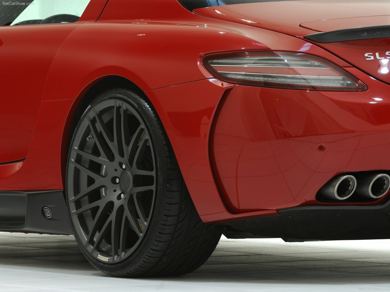 Brabus-Mercedes-Benz_SLS_AMG_Widestar_2011_013.jpg