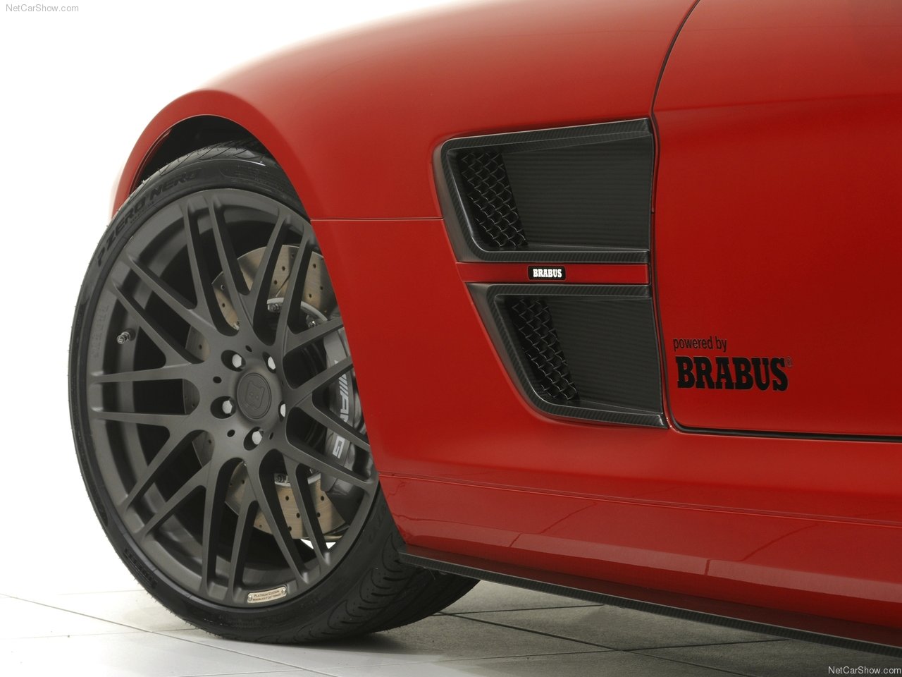 Brabus-Mercedes-Benz_SLS_AMG_Widestar_2011_014.jpg